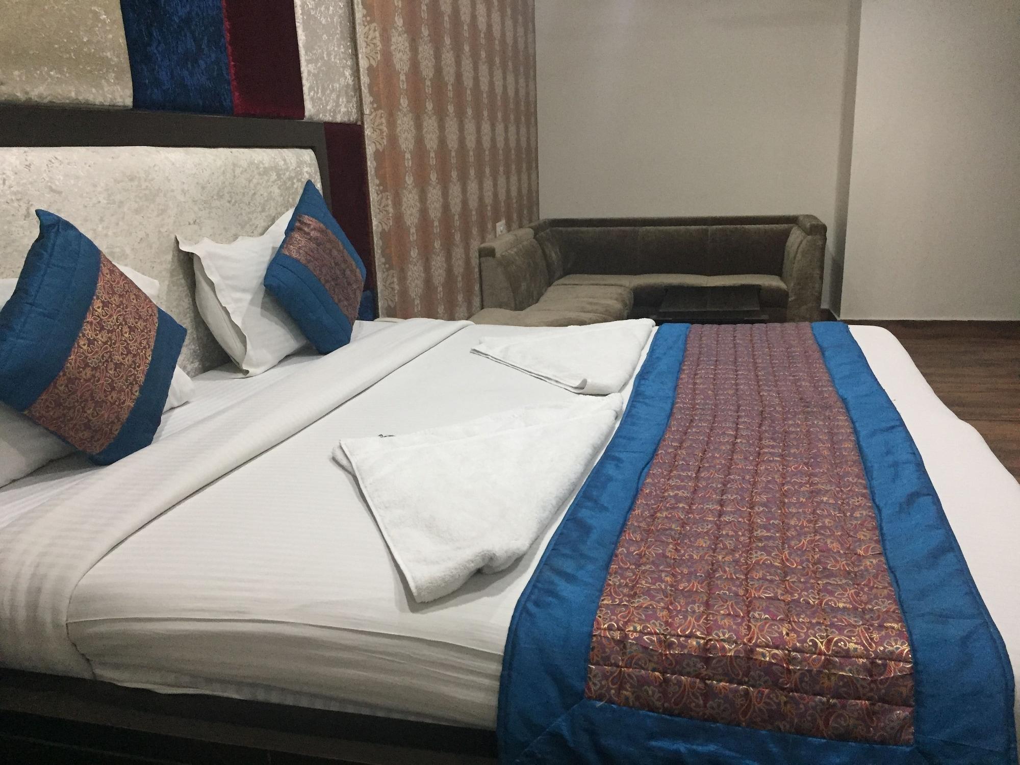 Hotel Apra Inn Nowe Delhi Zewnętrze zdjęcie