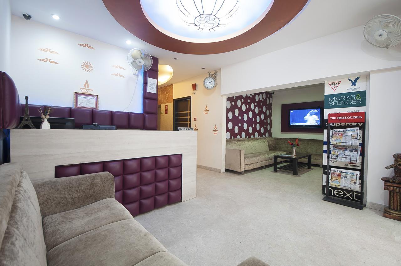 Hotel Apra Inn Nowe Delhi Zewnętrze zdjęcie
