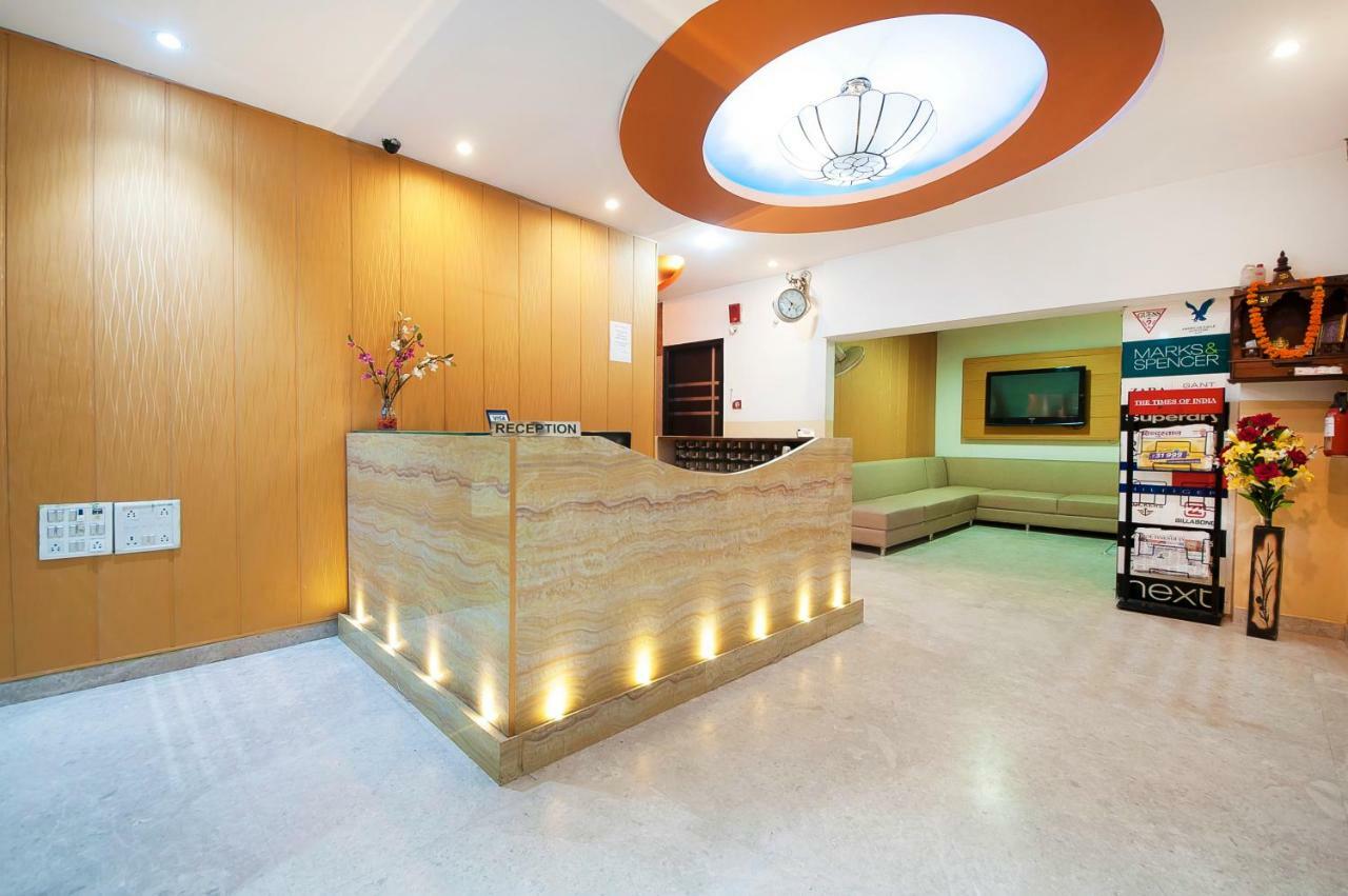 Hotel Apra Inn Nowe Delhi Zewnętrze zdjęcie